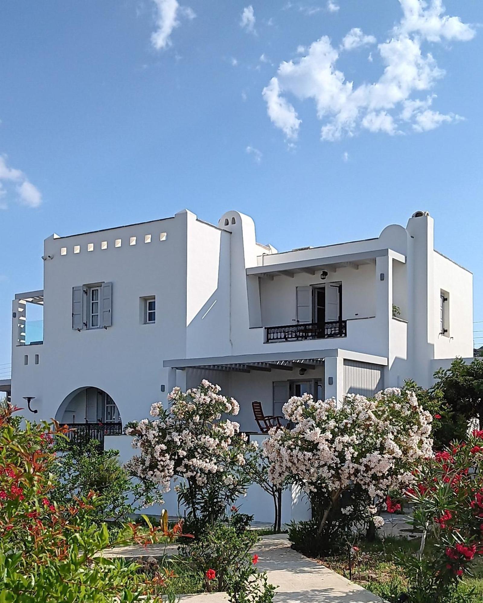 Sea Lilies Suites Pláka Zewnętrze zdjęcie
